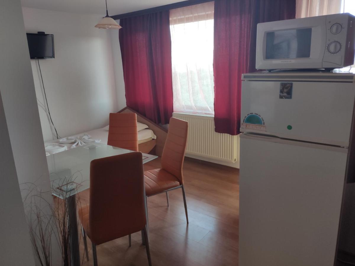 Family Hotel Denica Obzor Exterior photo